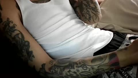 ToxicPipe757 online show from December 20, 2:38 pm