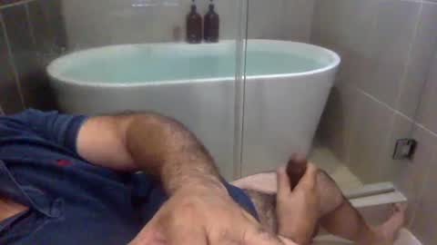 Virtual Gentleman online show from September 29, 2:24 pm