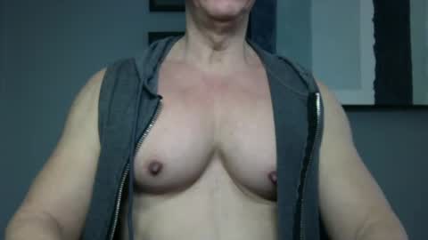 BGDKMUSCLEGUY - SELECTED BY CHATURBATE AS A TOP BROADCASTER FOR 2023 online show from March 10, 4:35 pm