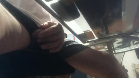 Snapshot of bgf32054 chatting on March 4, 4:27 am Bigfish123 online show from March 4, 4:27 am