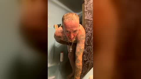 bharv69926743 online show from March 13, 8:59 pm