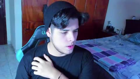 Snapshot of big_cockjughead chatting on September 25, 7:13 pm Logan Sprouse online show from September 25, 7:13 pm