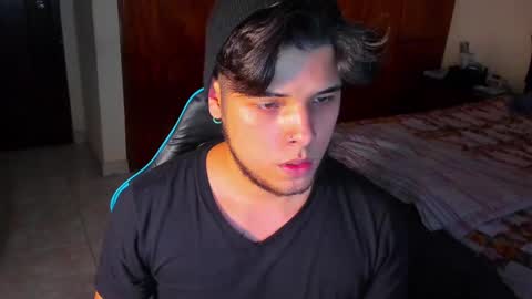 Snapshot of big_cockjughead chatting on October 16, 9:34 pm Logan Sprouse online show from October 16, 9:34 pm