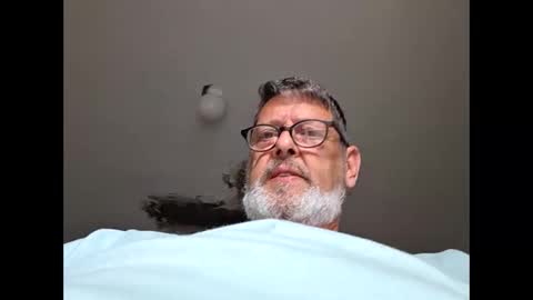 bigal9816192 online show from April 13, 1:34 pm