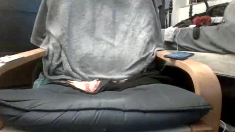 BigBagz online show from January 2, 5:24 am