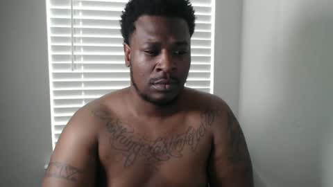 bigblack004 online show from December 19, 8:13 pm