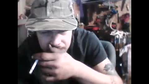 AllOfTheLovin online show from April 11, 6:44 pm