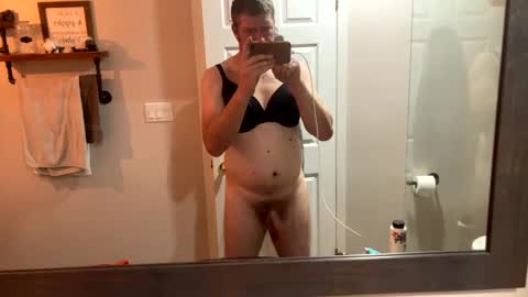 Snapshot of bigcam3cummins chatting on January 3, 2:10 am bigcam3cummins online show from January 3, 2:10 am