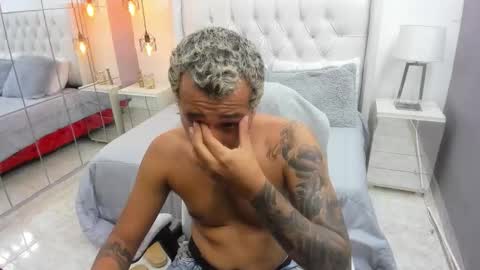 Snapshot of bigcock_hair chatting on October 25, 7:59 pm bigcock_hair online show from October 25, 7:59 pm