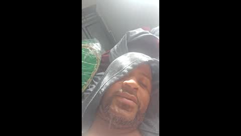 bigdikk1054 online show from April 6, 9:37 pm