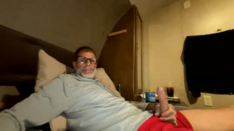 biggcock27 online show from November 1, 12:36 am