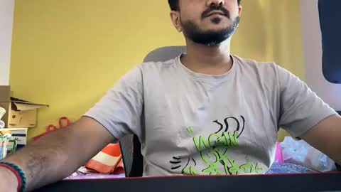 bighandsomesatisfy online show from February 14, 7:47 am