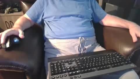 bighardmark online show from February 18, 8:47 pm