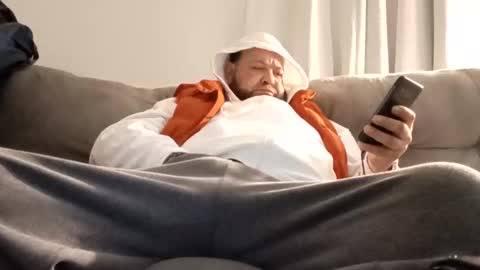 Snapshot of biglk324645168 chatting on January 6, 9:32 pm biglk324645168 online show from January 6, 9:32 pm