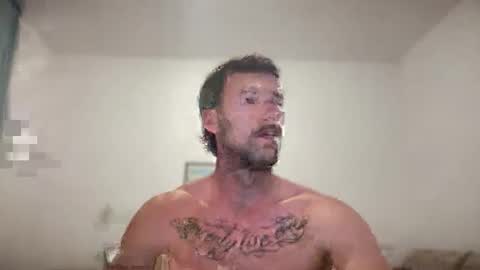 Snapshot of bigmachinejack chatting on October 19, 5:38 pm bigmachinejack online show from October 19, 5:38 pm