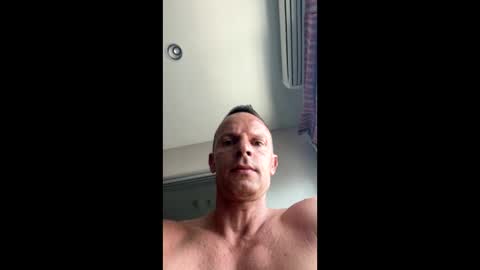 bigmuscles24 online show from March 6, 6:08 am