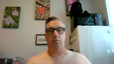 bignhard_69_ online show from June 29, 5:35 pm