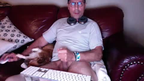 Snapshot of bignjakd6 chatting on September 22, 2:44 am CumCMe online show from September 22, 2:44 am