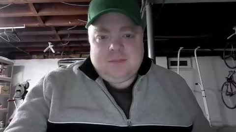 Big Red online show from February 19, 4:31 am