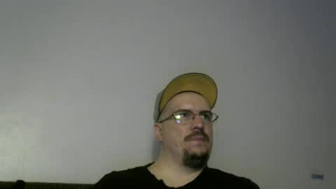 bigxcountry_39 online show from October 2, 4:16 am