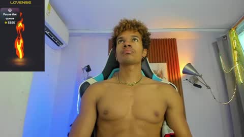 bigxxo online show from May 2, 2:14 am