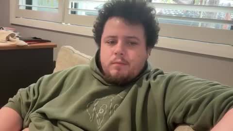 Snapshot of bisexualchubbyboy chatting on March 11, 6:32 am james online show from March 11, 6:32 am