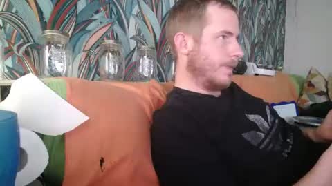 bizoukey15 online show from October 15, 1:57 am