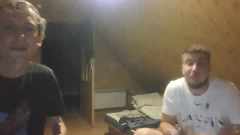 bjguyhugecock online show from July 18, 10:59 pm