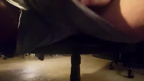 Snapshot of bkupsguy chatting on October 22, 1:42 am bkupsguy online show from October 22, 1:42 am