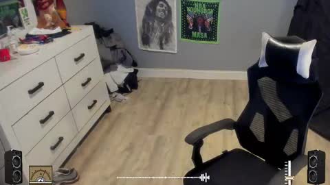 Plant Base Streamers From Pennsylvania online show from October 10, 12:04 am