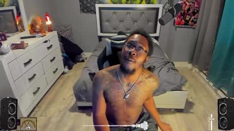 Plant Base Streamers From Pennsylvania online show from February 3, 11:36 pm