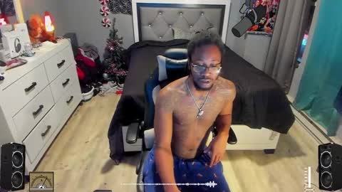 Plant Base Streamers From Pennsylvania online show from January 1, 10:46 pm