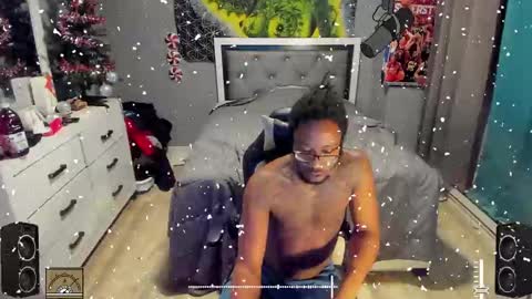 Plant Base Streamers From Pennsylvania online show from December 24, 11:11 pm