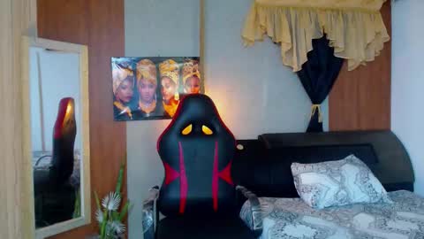 black_king_241 online show from October 11, 4:16 am