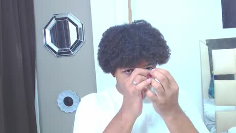 black_king_241 online show from March 8, 3:16 am