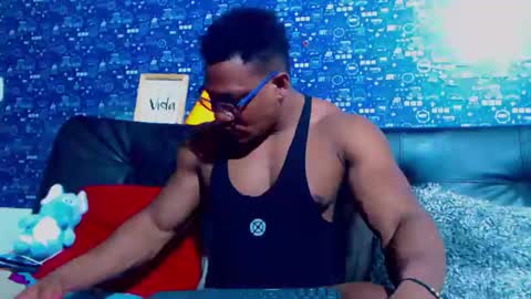 duglas online show from November 24, 5:58 pm