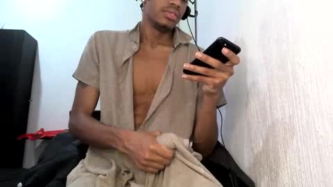 BlackBullTitus online show from March 12, 4:53 am