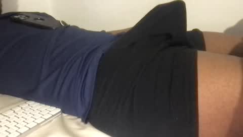 Snapshot of blackdiscreet chatting on February 11, 12:28 am blackdiscreet online show from February 11, 12:28 am