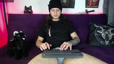 Dave online show from December 26, 4:04 pm