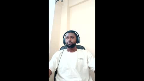 blakchiise online show from May 10, 7:09 am