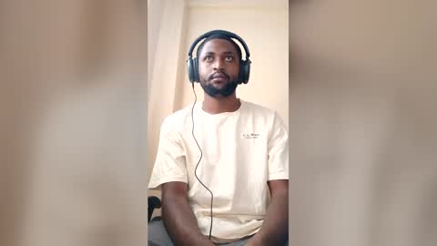 blakchiise online show from May 24, 6:08 am