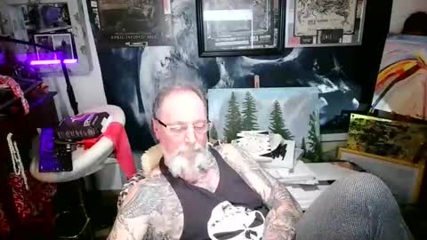 Snapshot of blindsurfer780299 chatting on October 11, 10:36 pm blindsurfer780299 online show from October 11, 10:36 pm