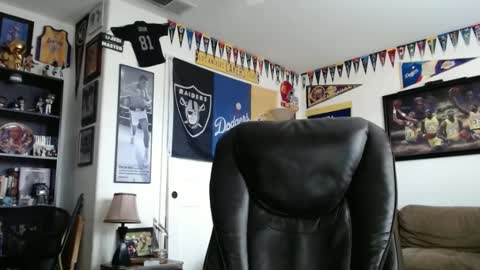 blk_nthick online show from February 12, 10:59 pm