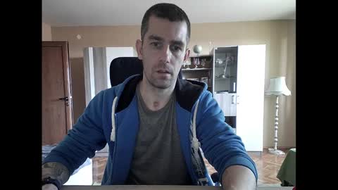 Runaway online show from March 5, 2:56 pm