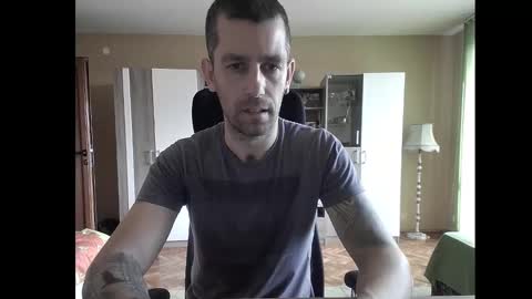 Runaway online show from January 10, 12:15 pm