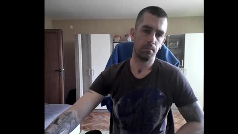 Runaway online show from March 4, 12:23 pm