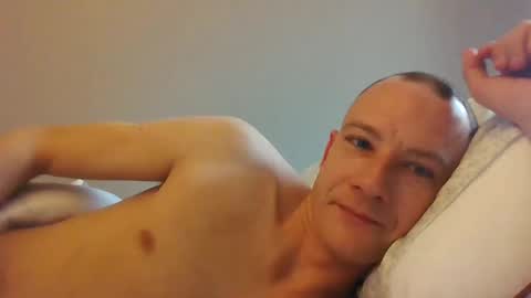 blue_eyes_888 online show from January 6, 4:13 pm