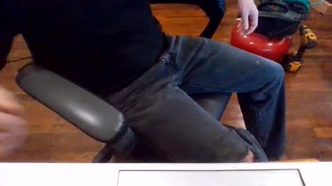 bluecollar_smalldick online show from May 25, 4:46 pm