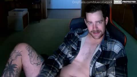Snapshot of bluecollarjock_ chatting on October 20, 11:41 pm BC Jock online show from October 20, 11:41 pm