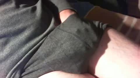 Snapshot of blueeye2308 chatting on December 9, 9:22 pm blueeye2308 online show from December 9, 9:22 pm